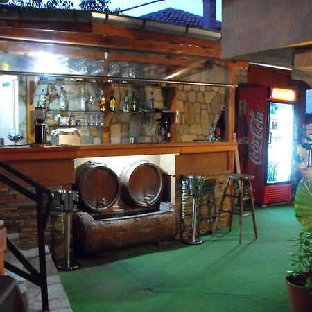 Family Hotel Ogi Asenovgrad Esterno foto