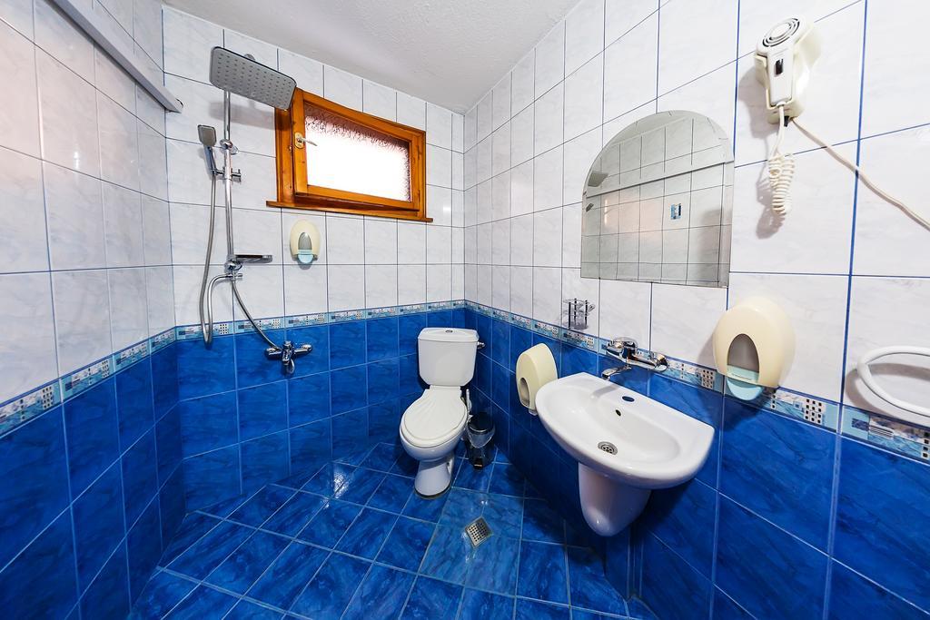 Family Hotel Ogi Asenovgrad Esterno foto