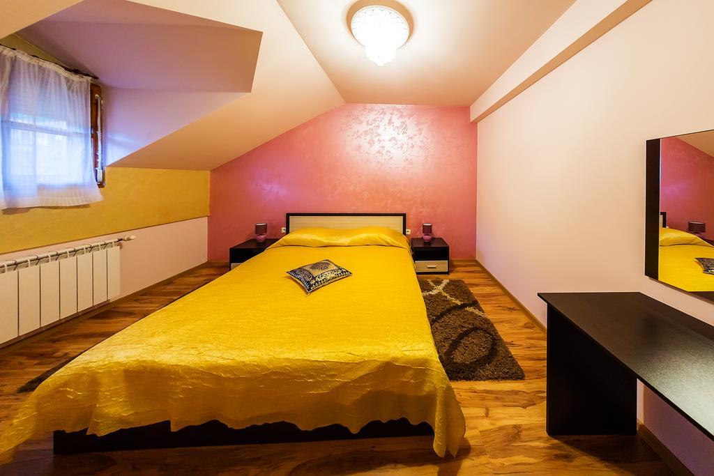 Family Hotel Ogi Asenovgrad Esterno foto
