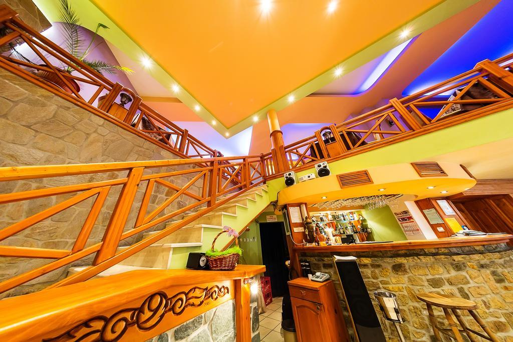 Family Hotel Ogi Asenovgrad Esterno foto