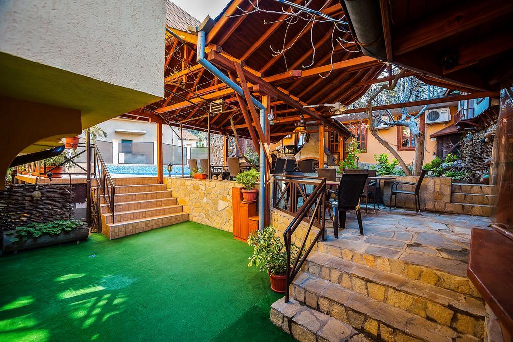 Family Hotel Ogi Asenovgrad Esterno foto